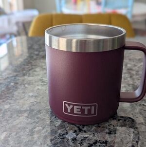 YETI 10 Oz Mug Wild Vine Red